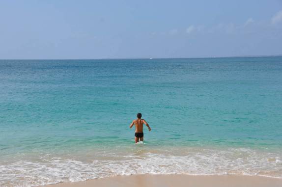 Experimentando o mar da Baie Rouge, região de Marigot - St Martin, no Caribe
